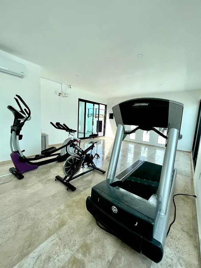 Top Location One Block From 5Th Playa del Carmen 0*,
